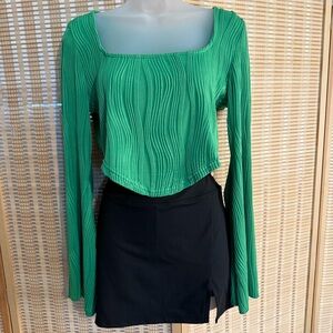 Green Long Bell Sleeve Crop Top